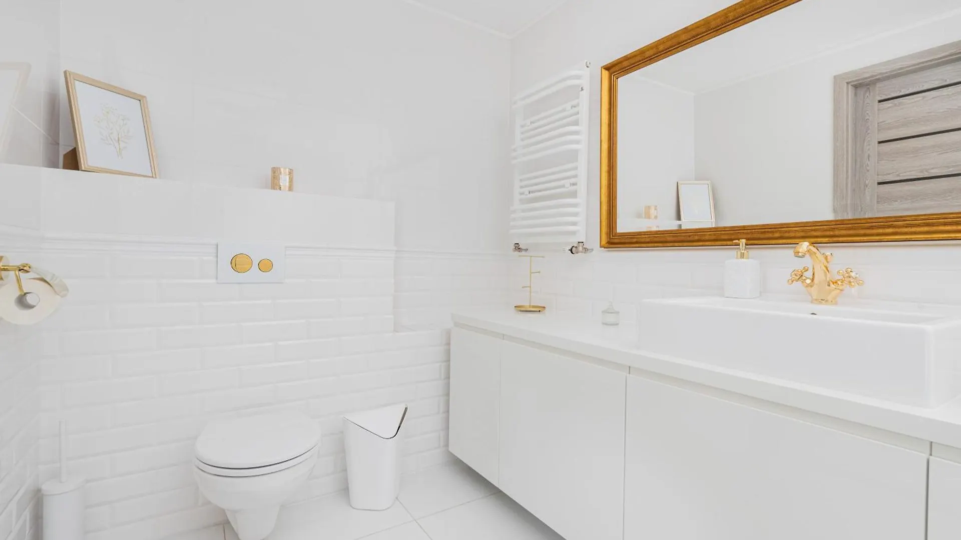 Flatbook - Gdansk Center Premium Apartment 0*,  Poland